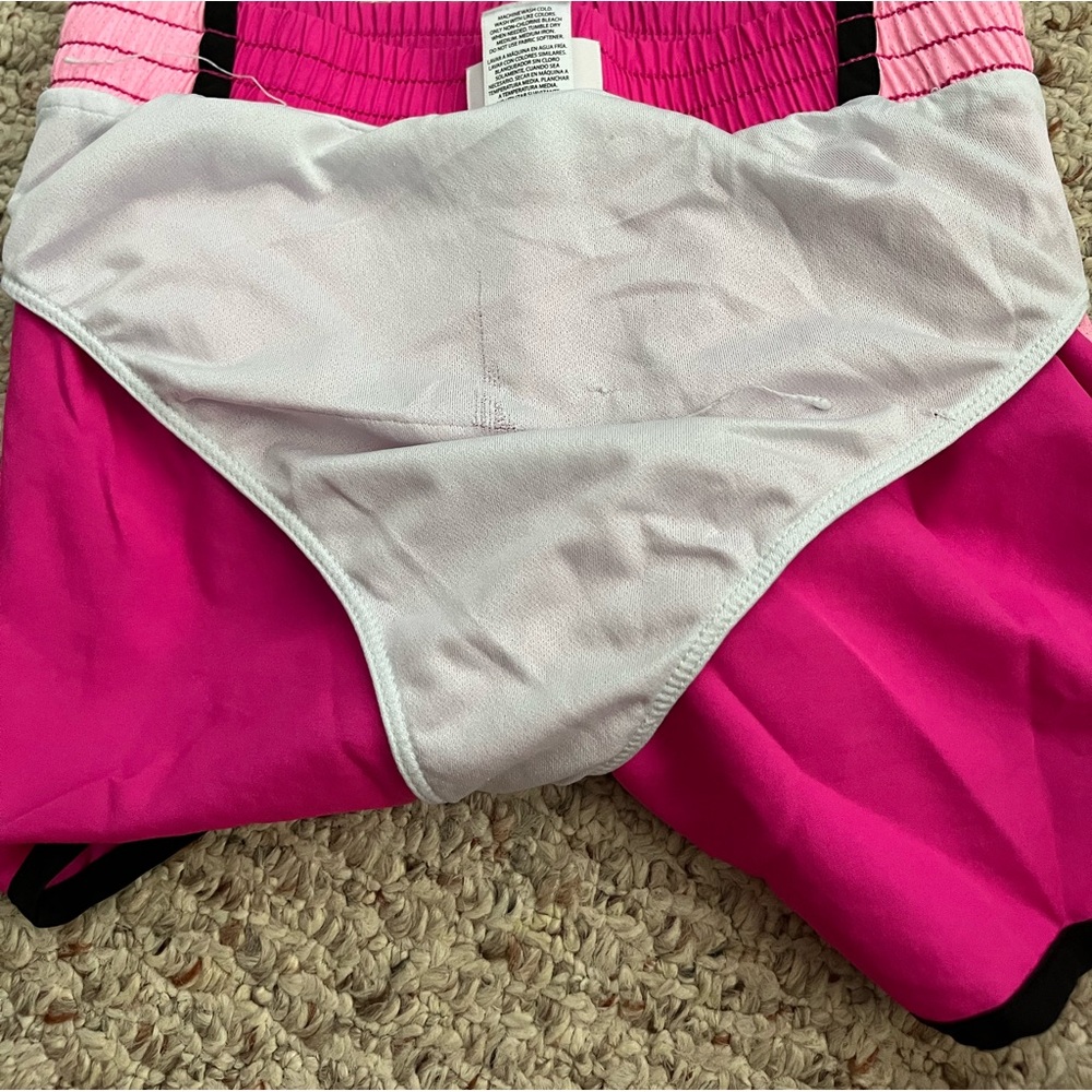 hot pink girls sports shorts